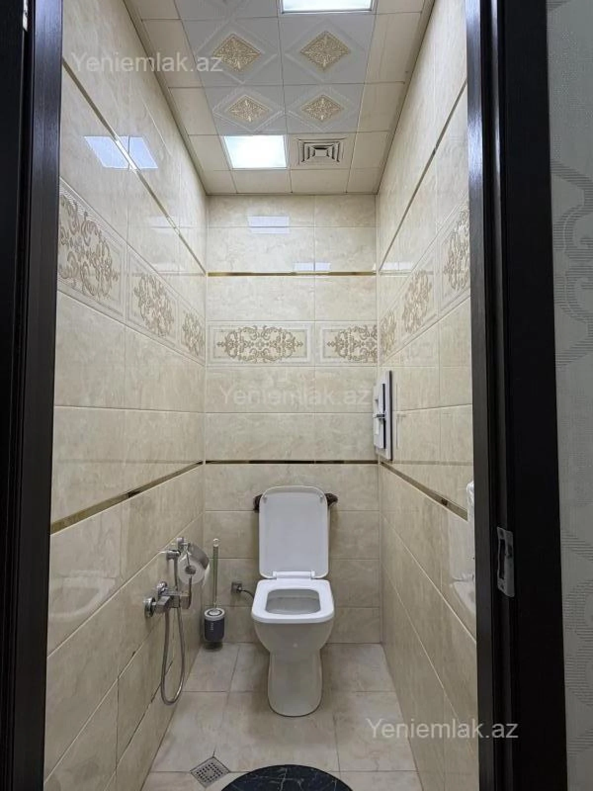 Satılır 4 otaqlı yeni tikili 135 m²