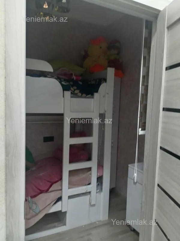 Satılır 4 otaqlı yeni tikili 122.2 m²