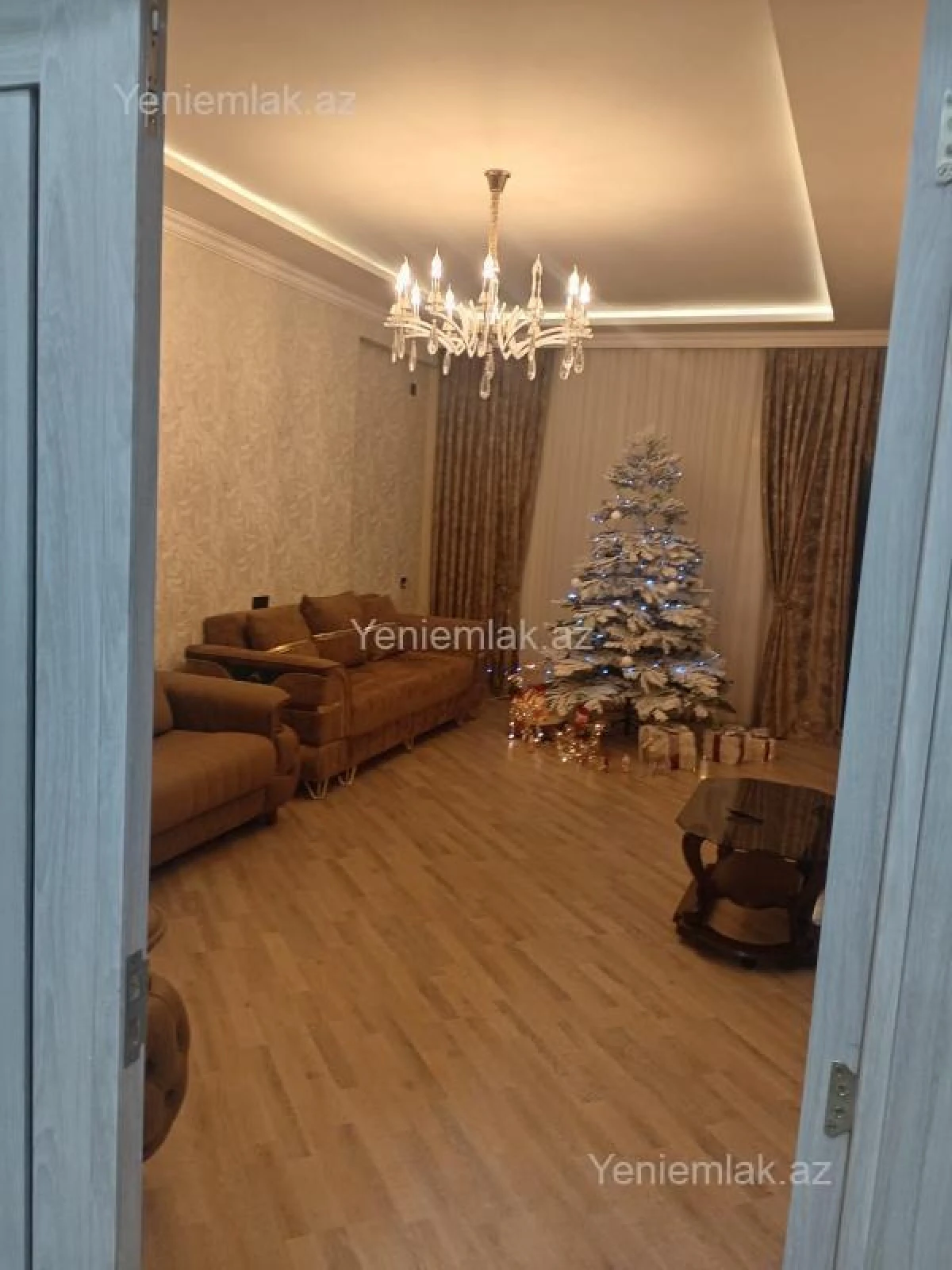 Satılır 4 otaqlı yeni tikili 122.2 m²