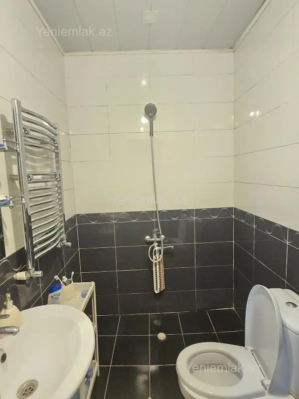 Satılır 1 otaqlı köhnə tikili 35 m²