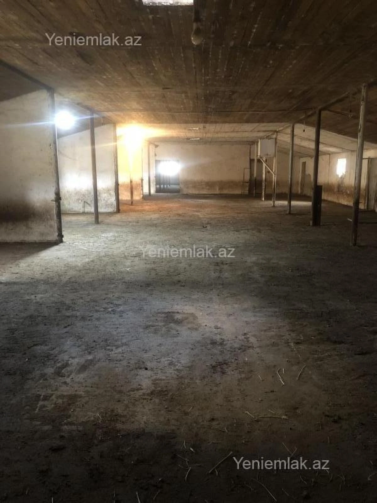 Satılır 2 otaqlı obyekt 700 m²