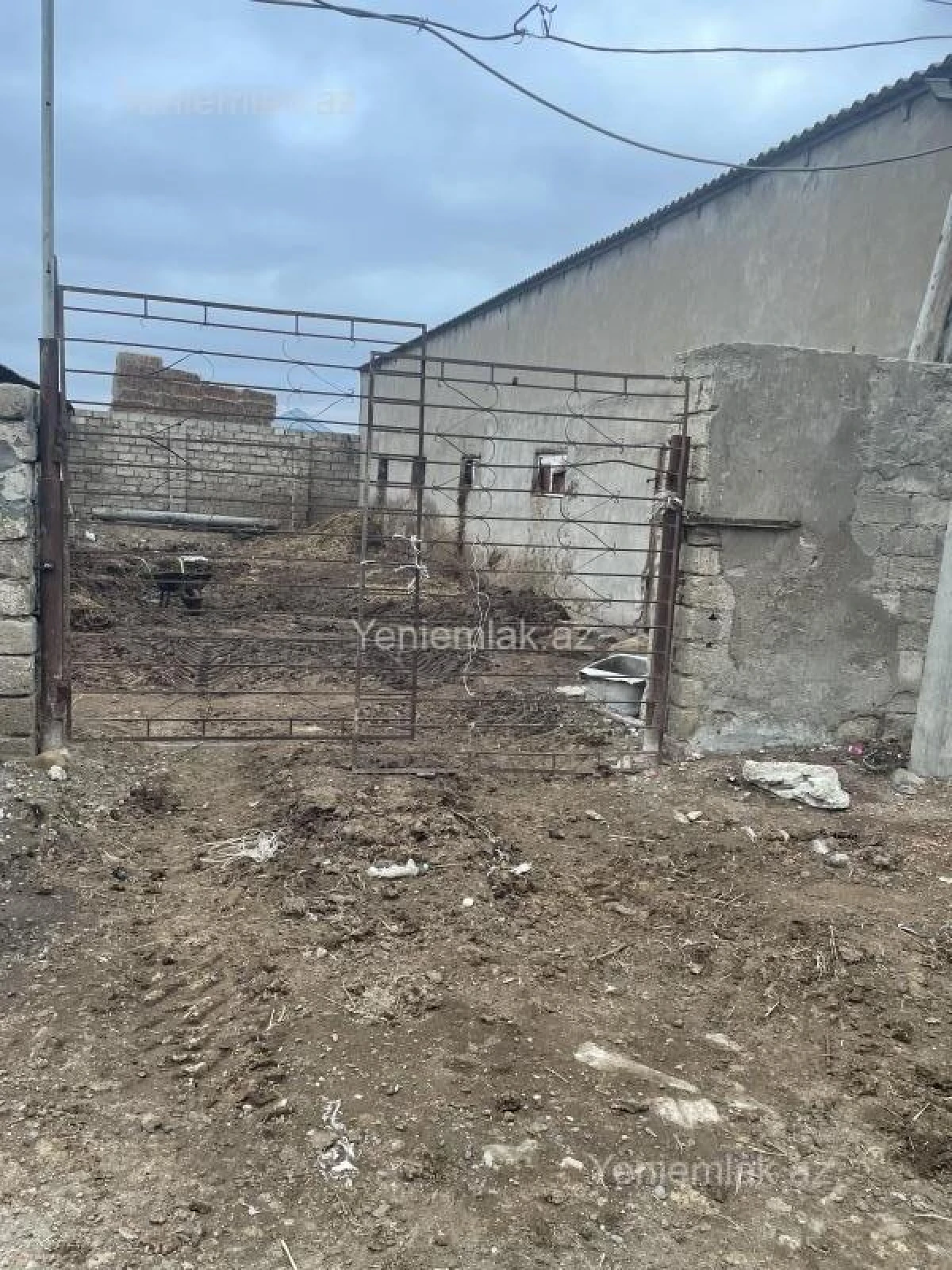 Satılır 2 otaqlı obyekt 700 m²