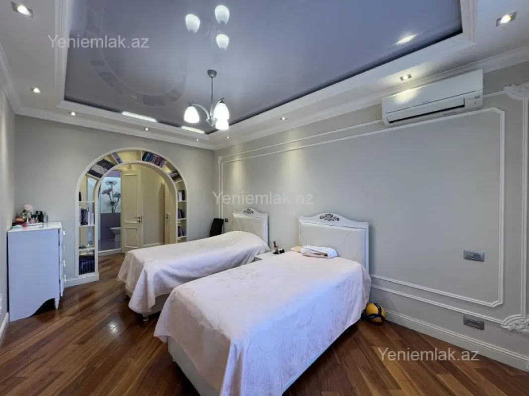 Satılır 4 otaqlı yeni tikili 214 m²