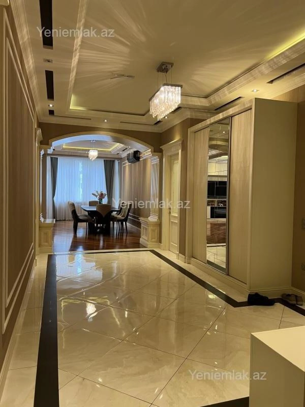 Satılır 4 otaqlı yeni tikili 214 m²