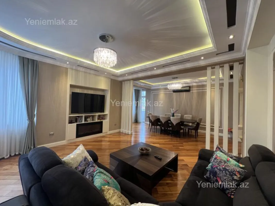 Satılır 4 otaqlı yeni tikili 214 m²