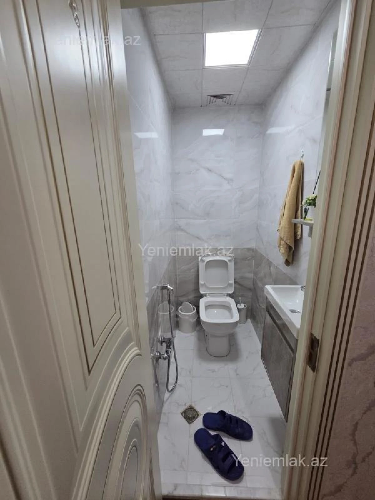 Satılır 3 otaqlı köhnə tikili 60 m²