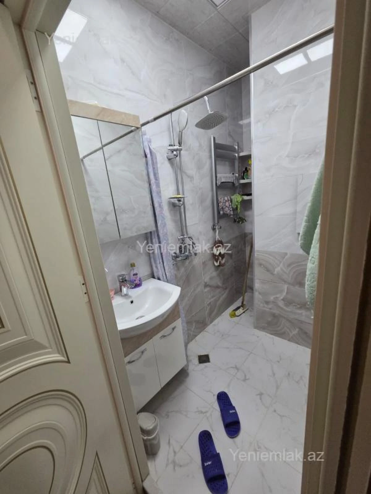 Satılır 3 otaqlı köhnə tikili 60 m²