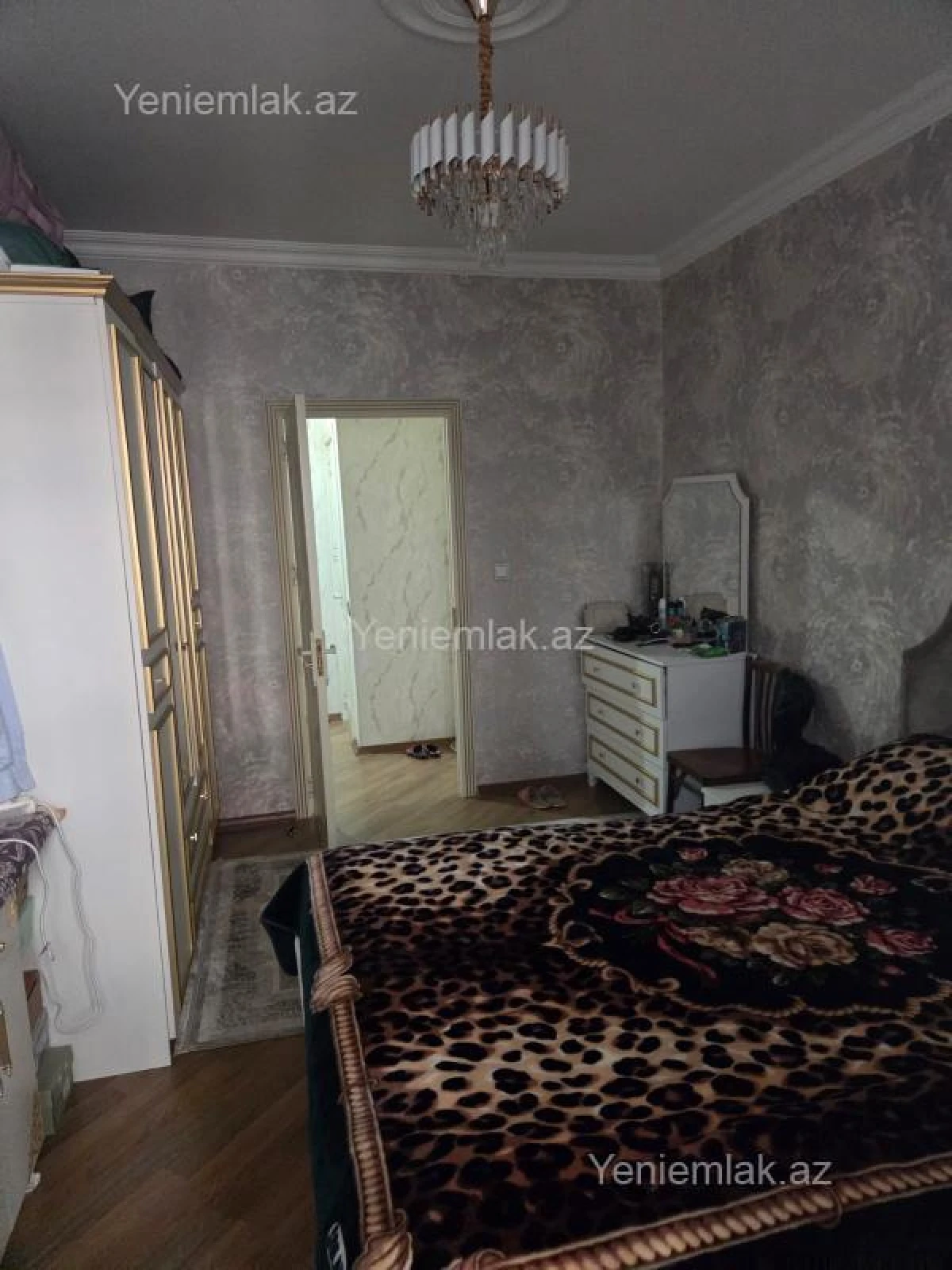 Satılır 3 otaqlı köhnə tikili 60 m²
