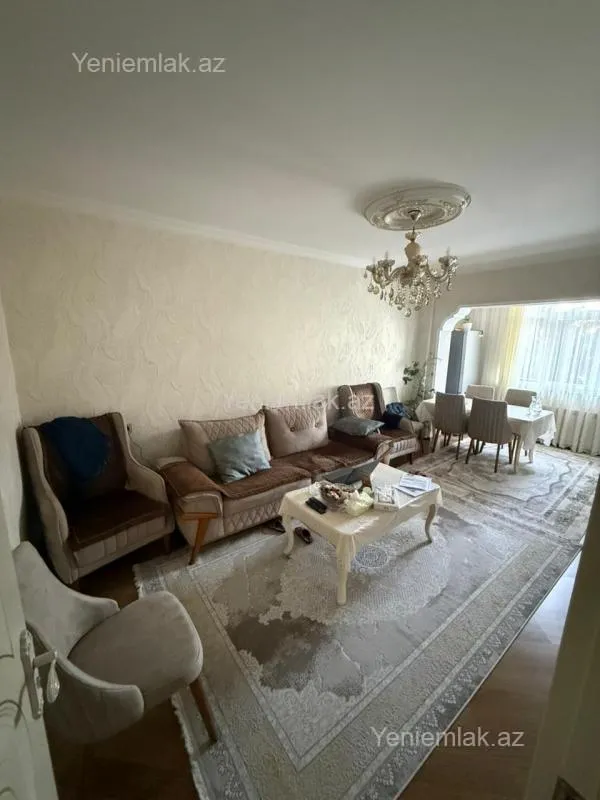Satılır 3 otaqlı köhnə tikili 60 m²