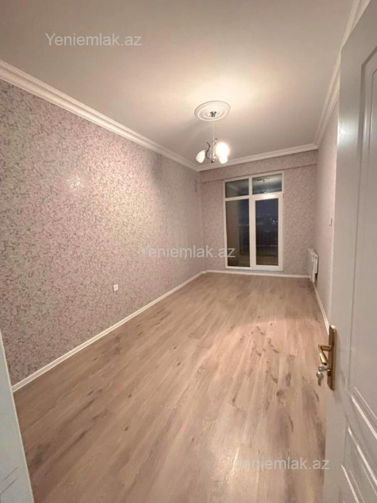 Satılır 2 otaqlı yeni tikili 73 m²