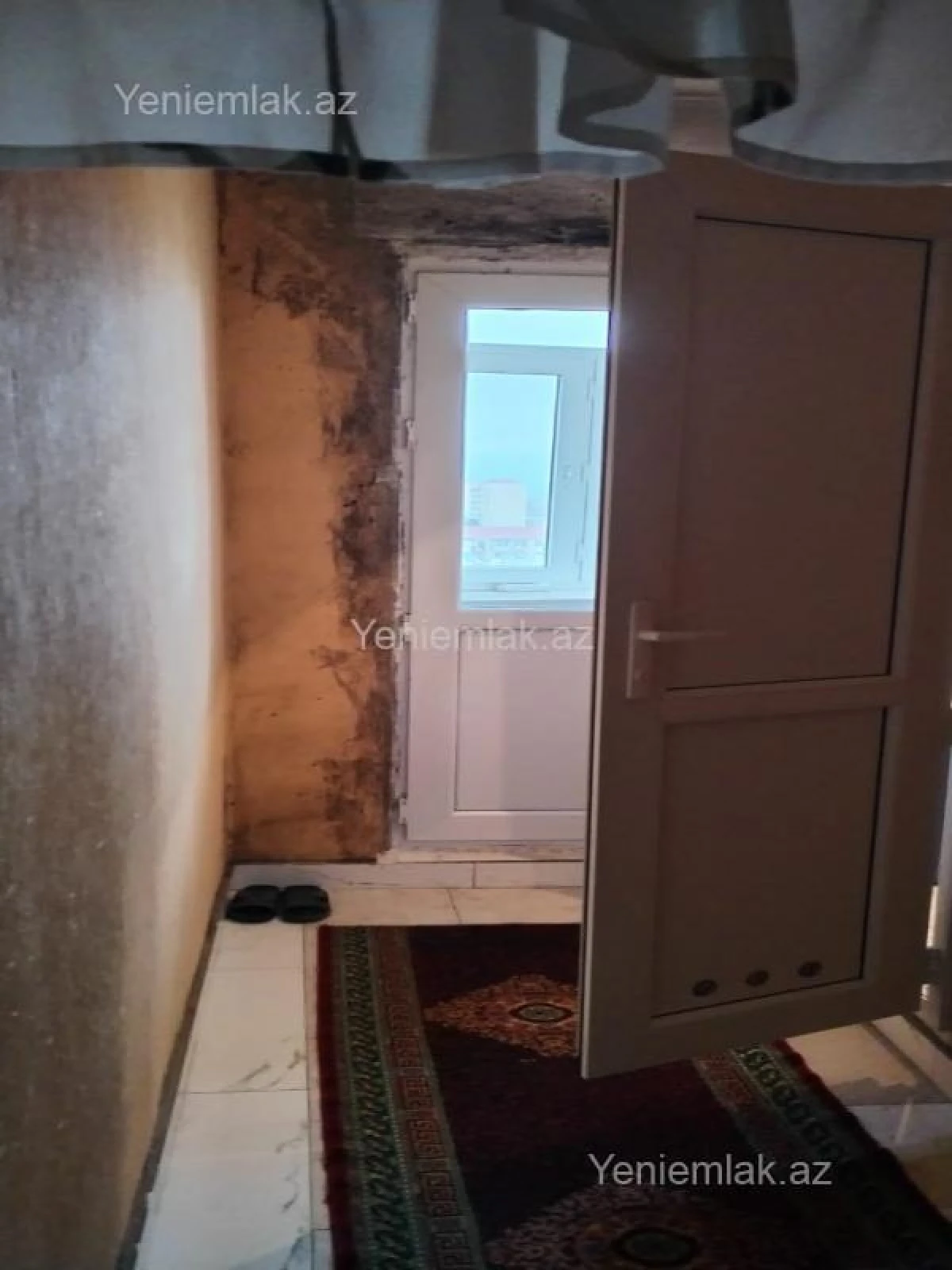 Satılır 4 otaqlı köhnə tikili 90 m²