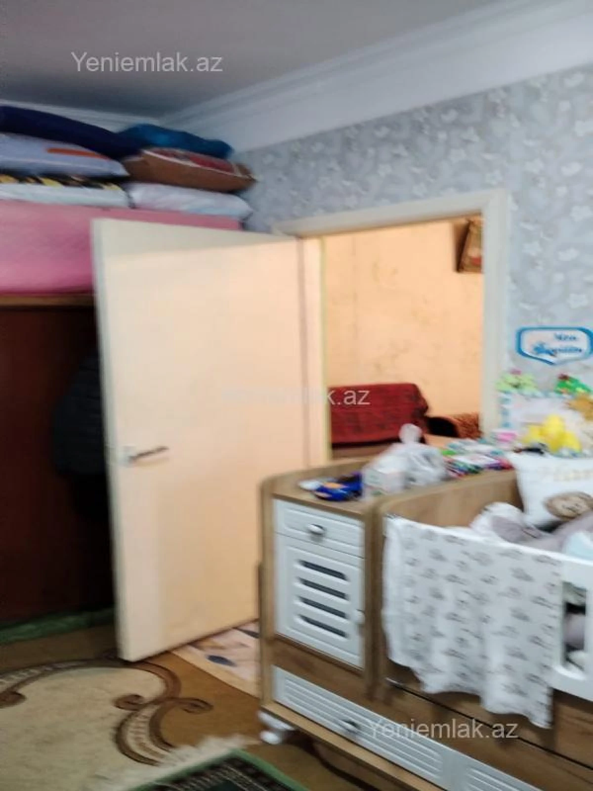 Satılır 4 otaqlı köhnə tikili 90 m²