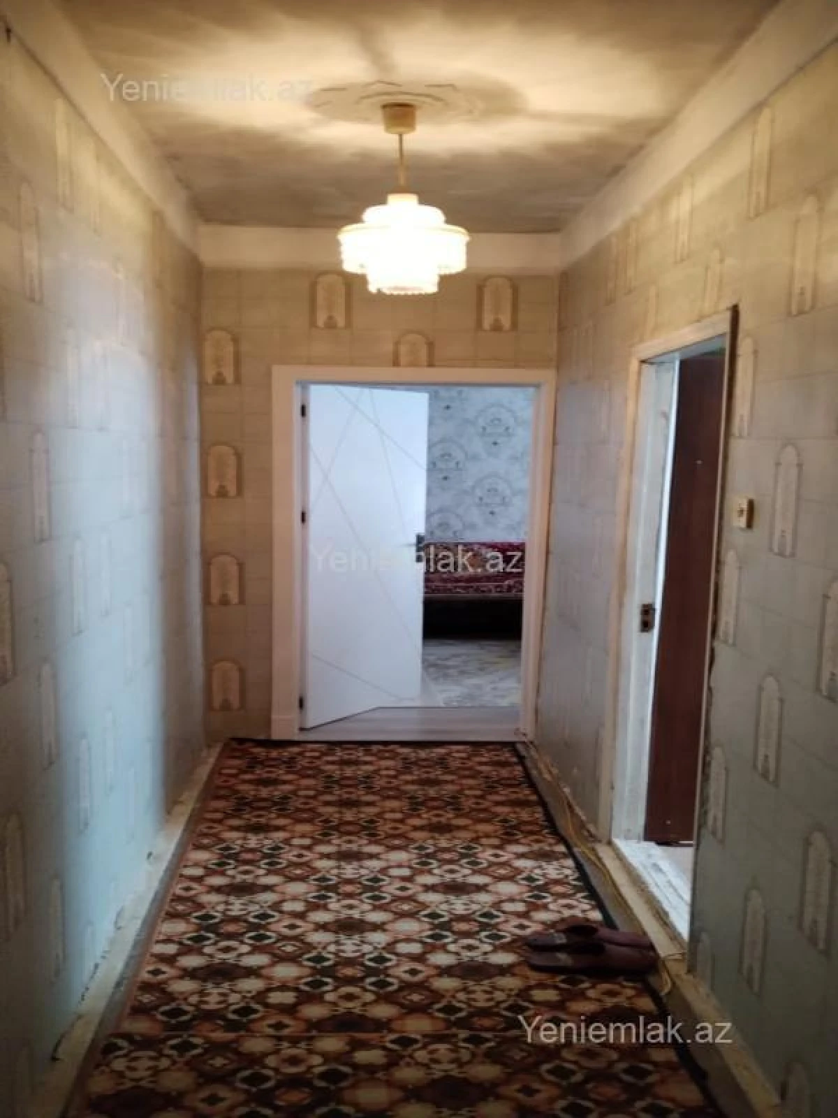 Satılır 4 otaqlı köhnə tikili 90 m²