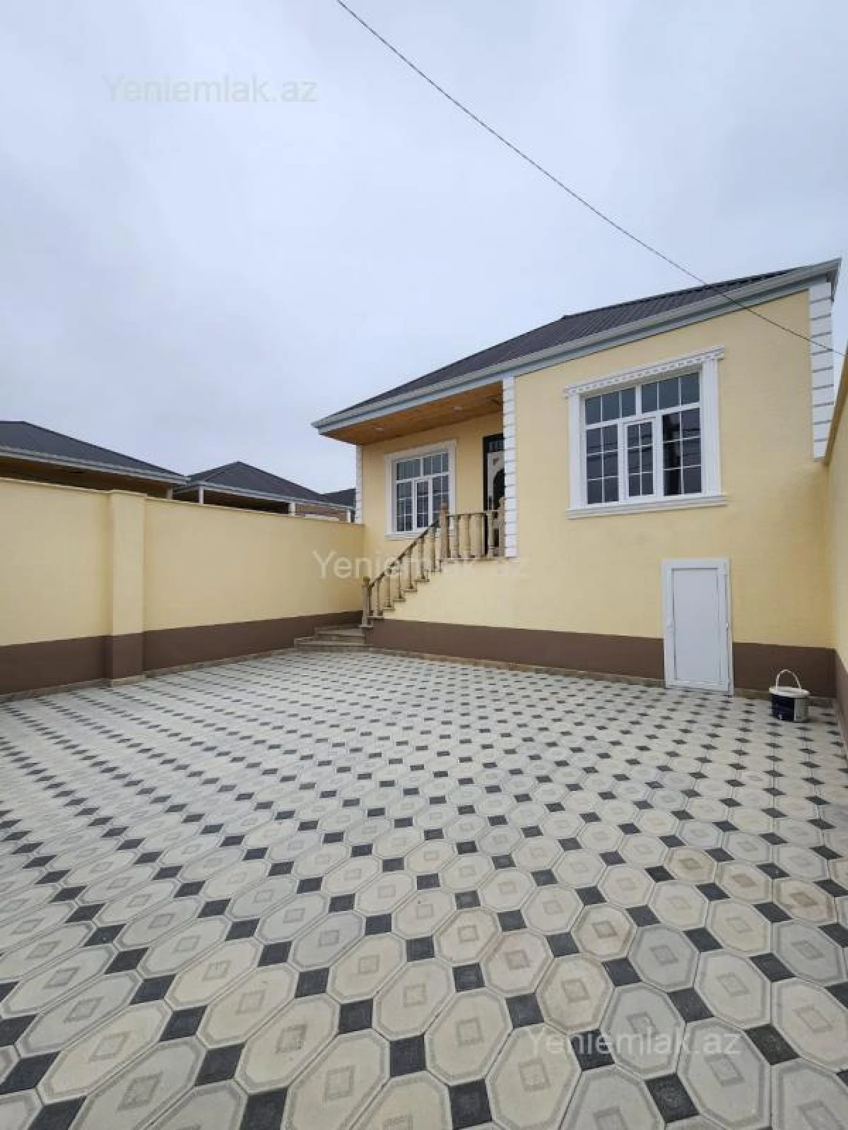 Satılır 4 otaqlı həyət evi 90 m²