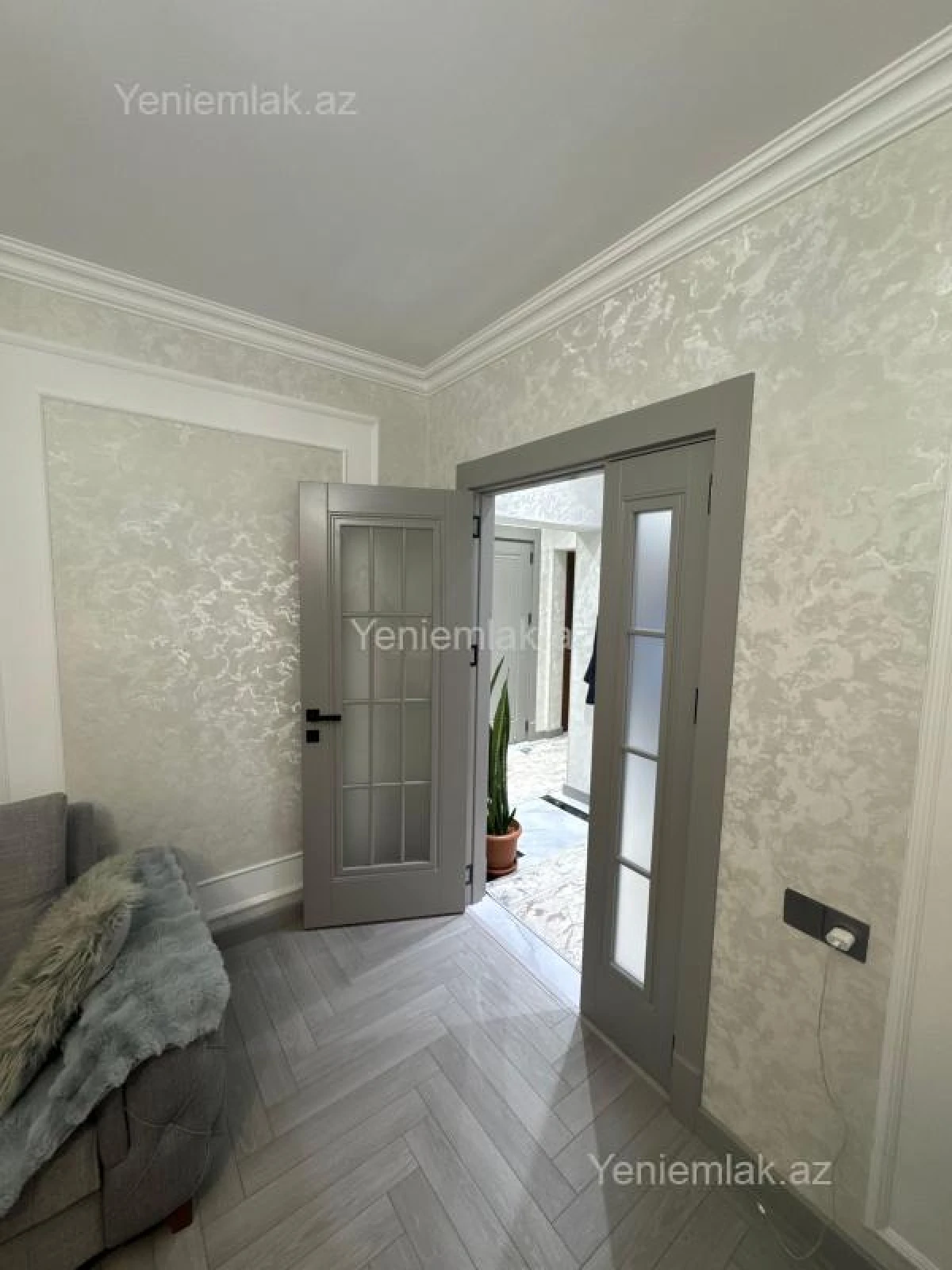 Satılır 3 otaqlı köhnə tikili 72 m²