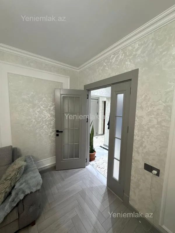 Satılır 3 otaqlı köhnə tikili 72 m²