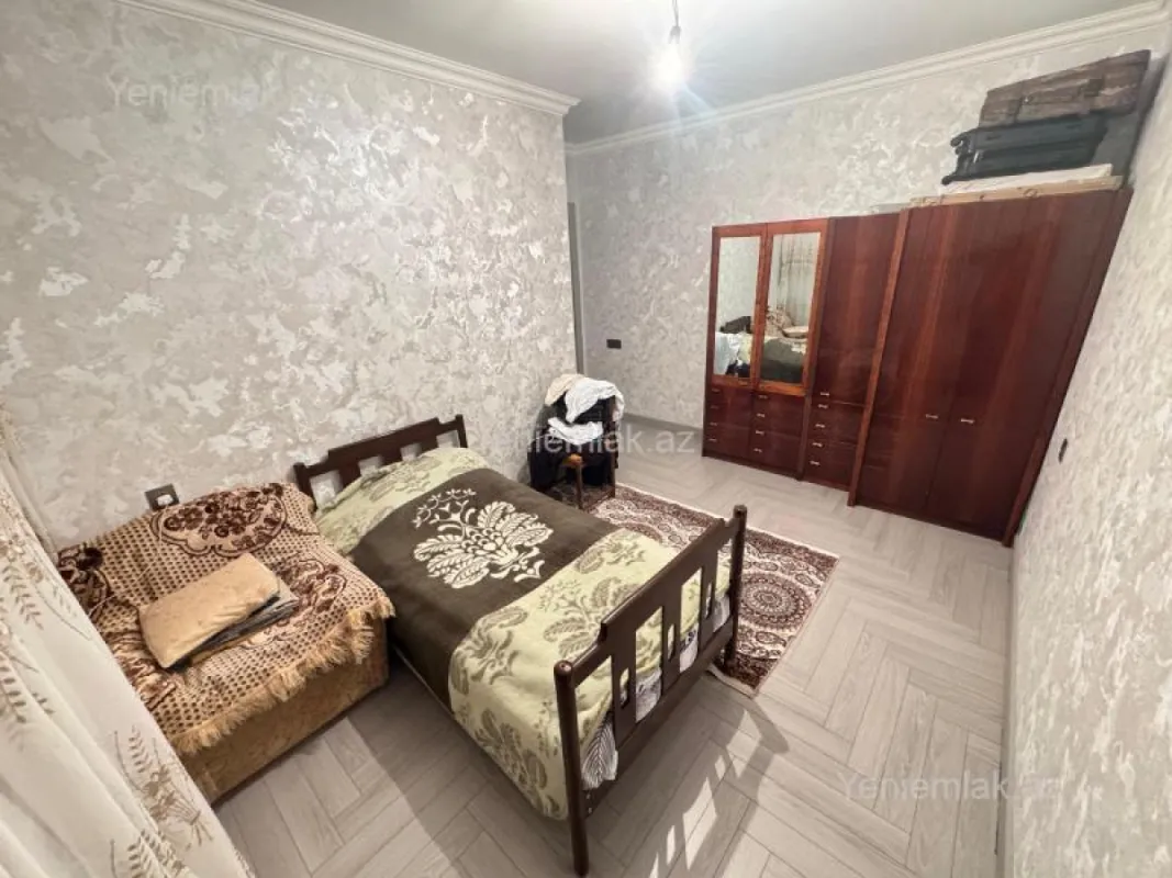 Satılır 3 otaqlı köhnə tikili 72 m²