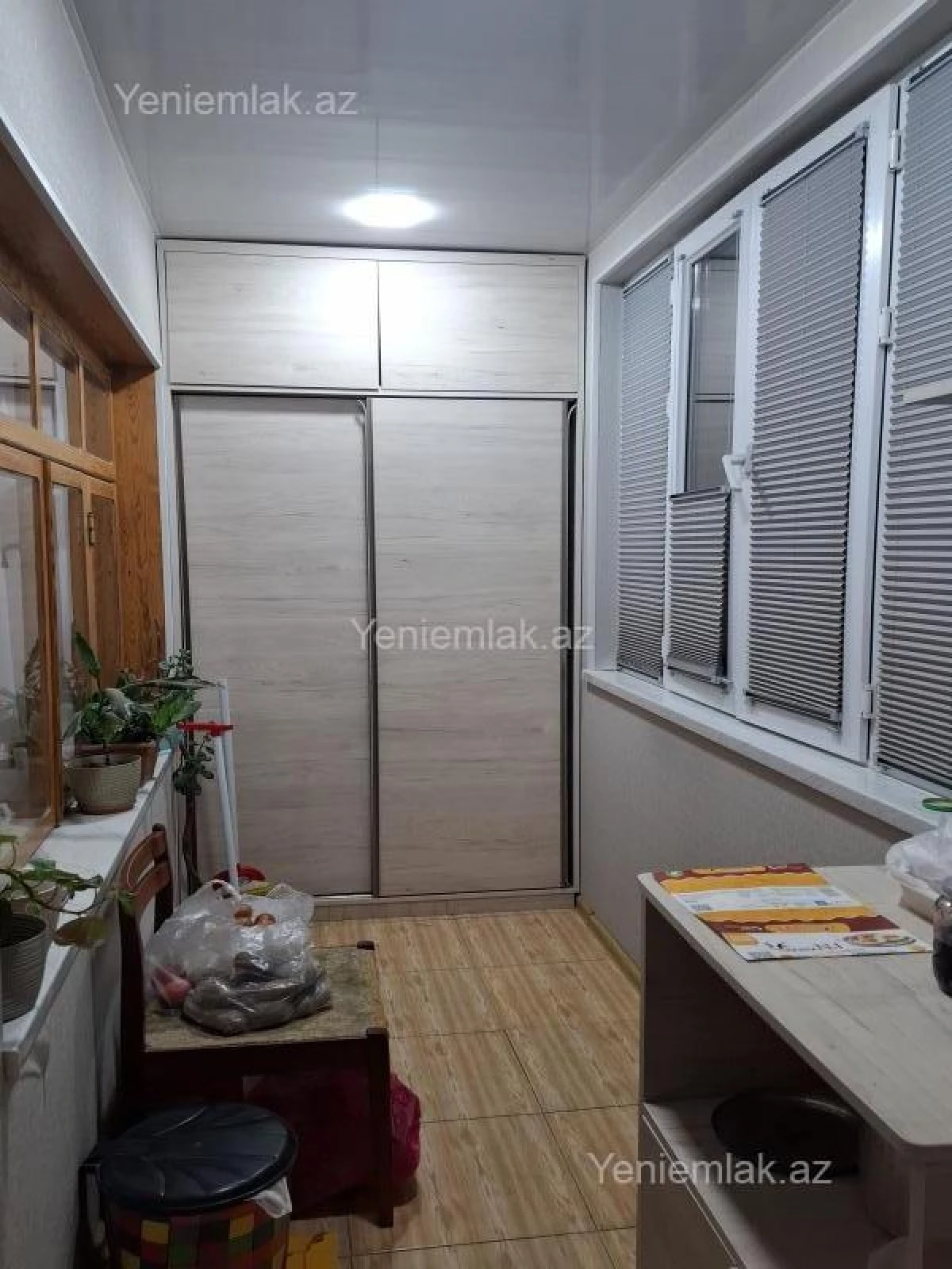 Satılır 3 otaqlı köhnə tikili 68 m²