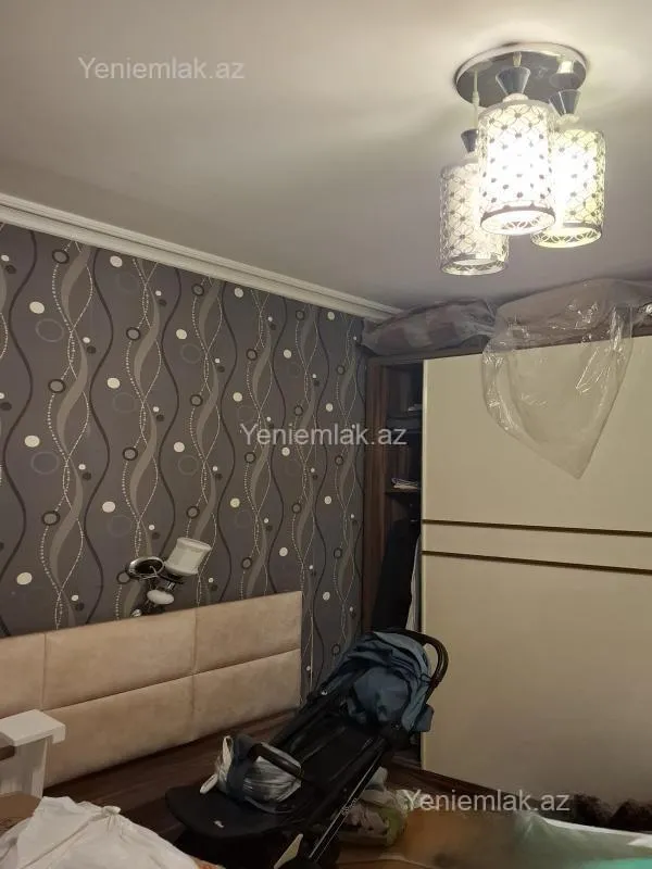 Satılır 3 otaqlı köhnə tikili 68 m²