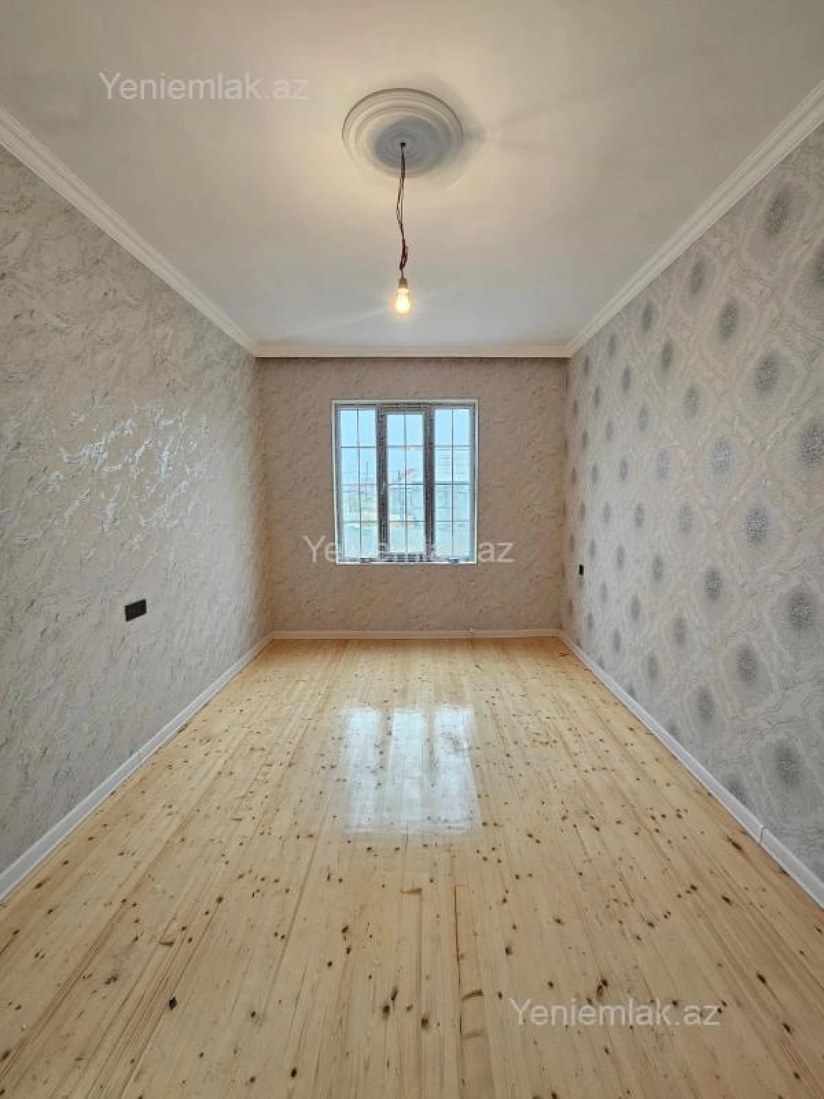 Satılır 3 otaqlı həyət evi 74 m²