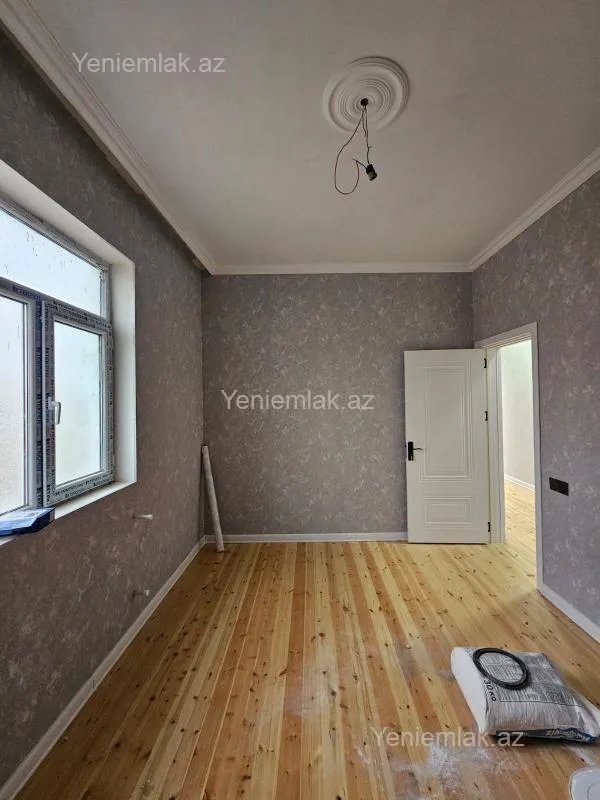 Satılır 3 otaqlı həyət evi 74 m²