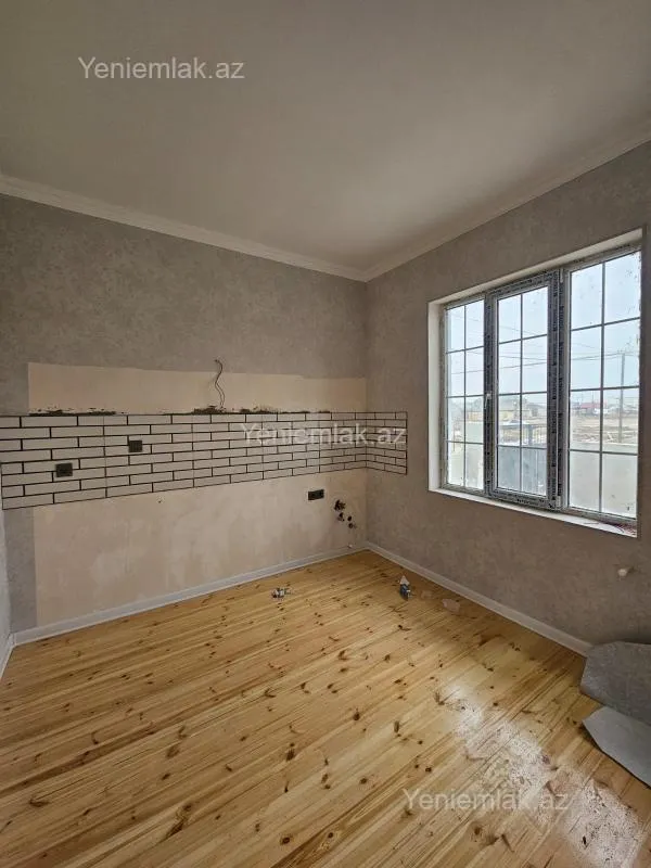 Satılır 3 otaqlı həyət evi 74 m²