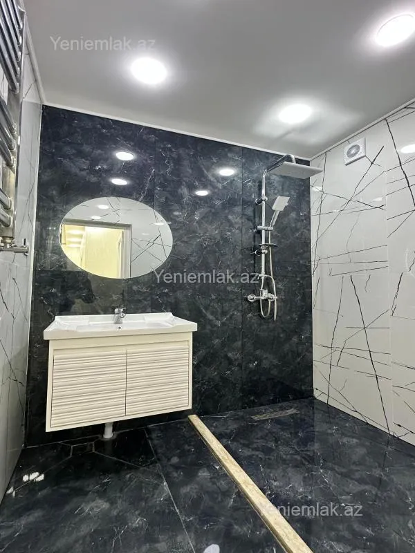 Satılır 2 otaqlı köhnə tikili 60 m²