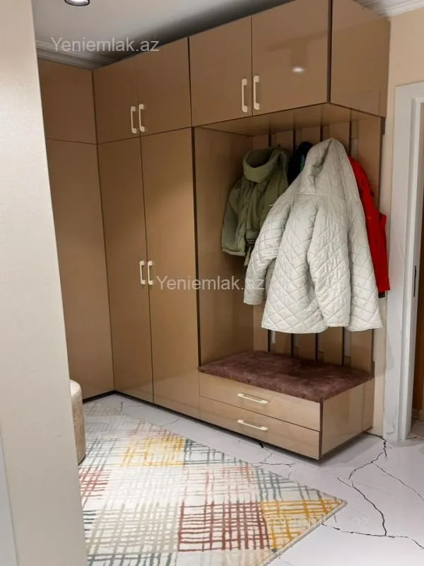 Satılır 3 otaqlı köhnə tikili 65 m²