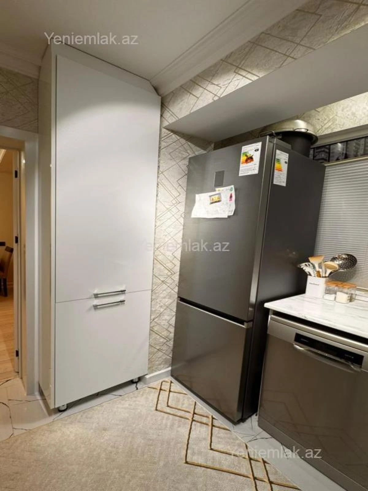 Satılır 3 otaqlı köhnə tikili 65 m²