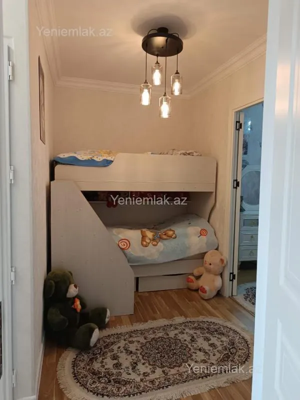 Satılır 2 otaqlı köhnə tikili 60 m²