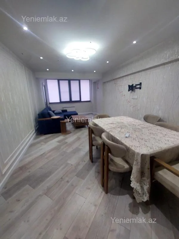 Satılır 2 otaqlı köhnə tikili 65 m²