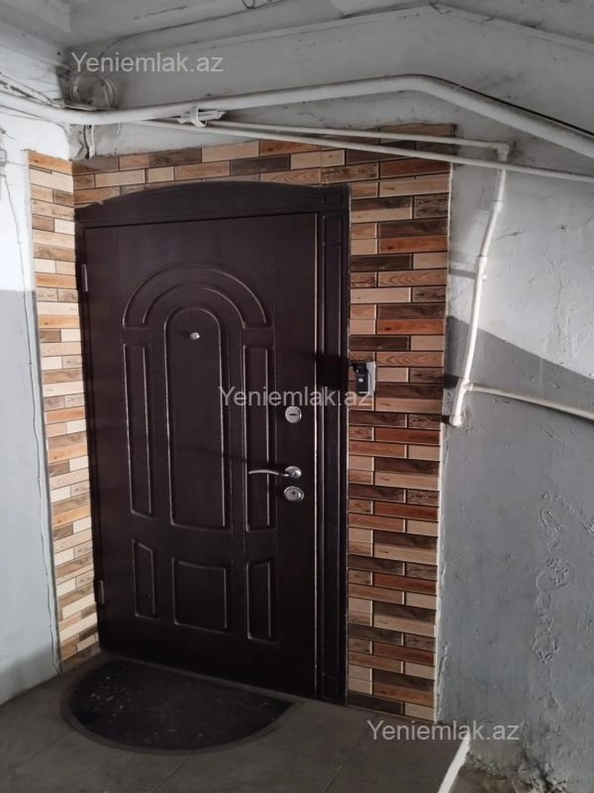 Satılır 3 otaqlı köhnə tikili 90 m²