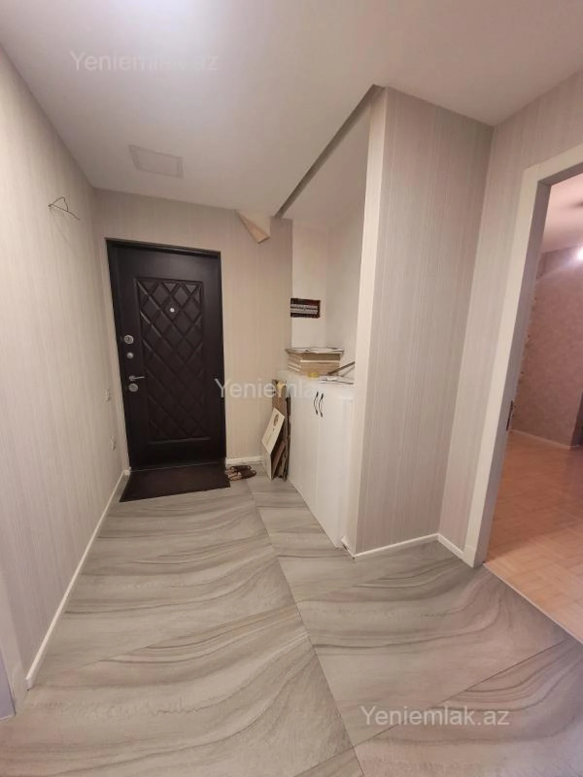 Satılır 3 otaqlı köhnə tikili 68 m²