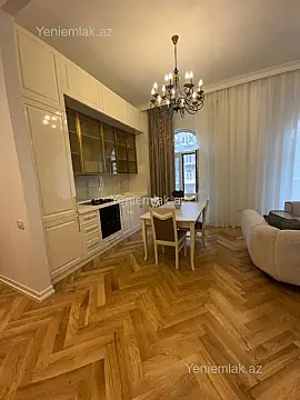 Satılır 3 otaqlı yeni tikili 86 m²