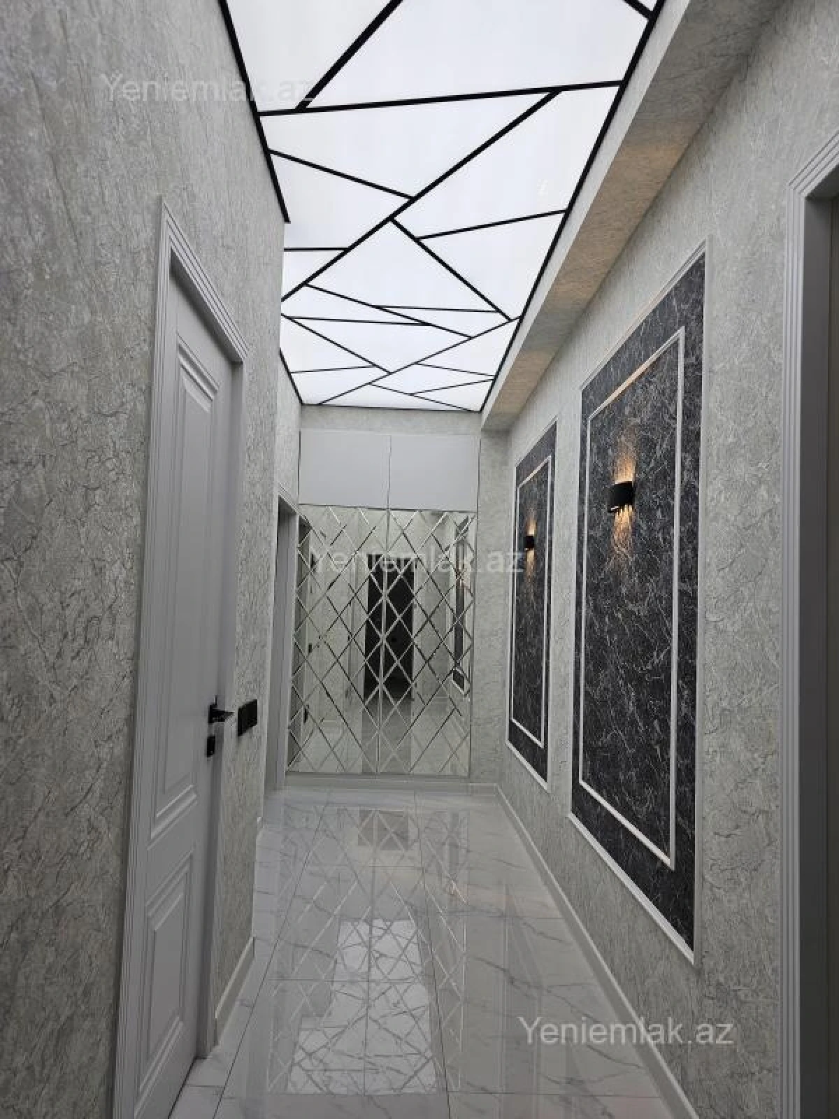 Satılır 3 otaqlı yeni tikili 68.5 m²