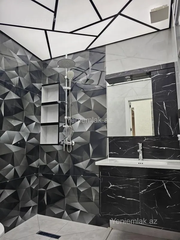 Satılır 3 otaqlı yeni tikili 68.5 m²