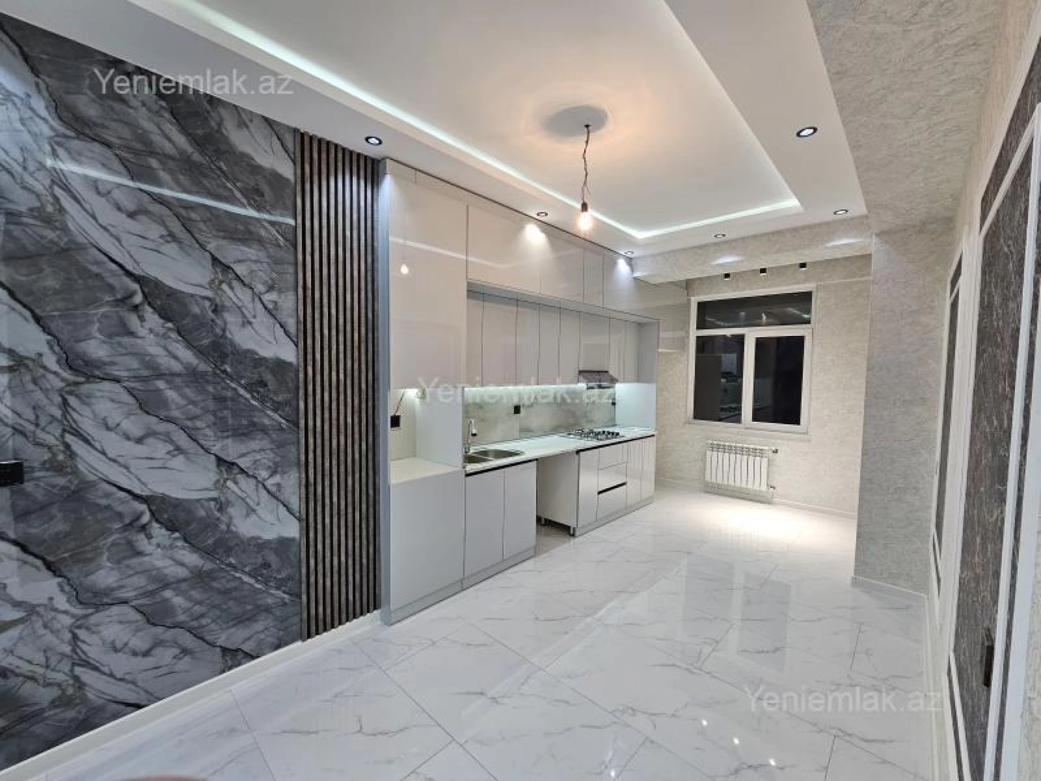 Satılır 3 otaqlı yeni tikili 68.5 m²