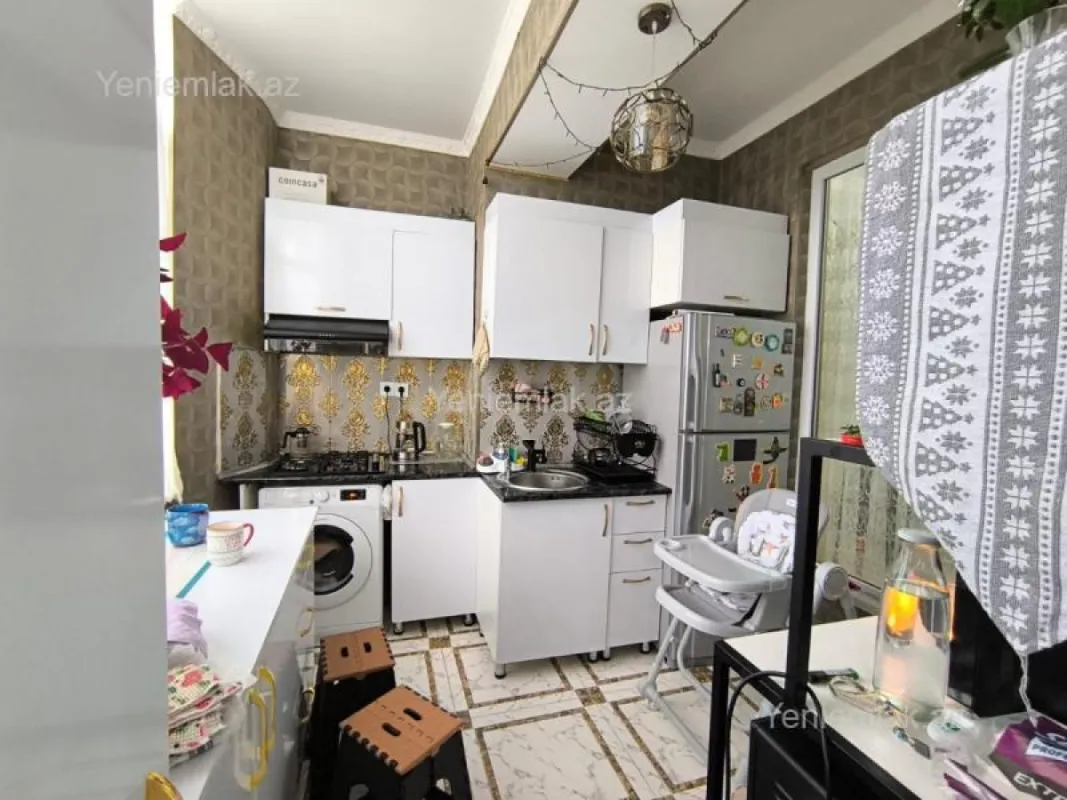 Satılır 3 otaqlı yeni tikili 75 m²