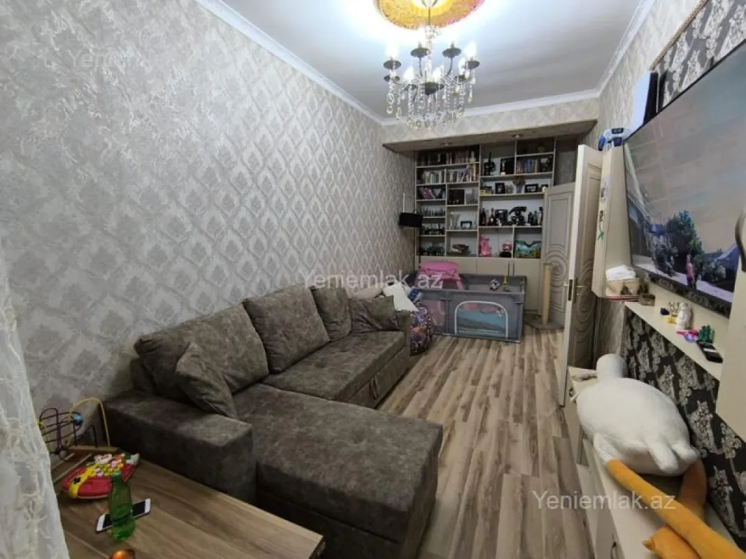 Satılır 3 otaqlı yeni tikili 75 m²