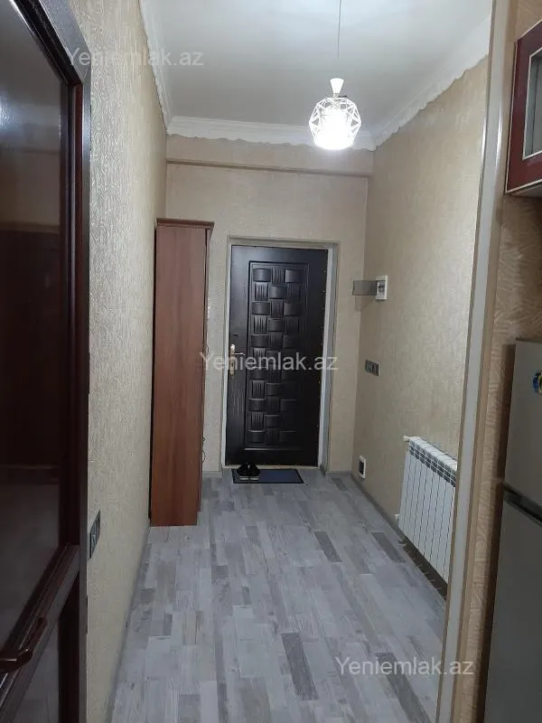 Satılır 3 otaqlı yeni tikili 75 m²