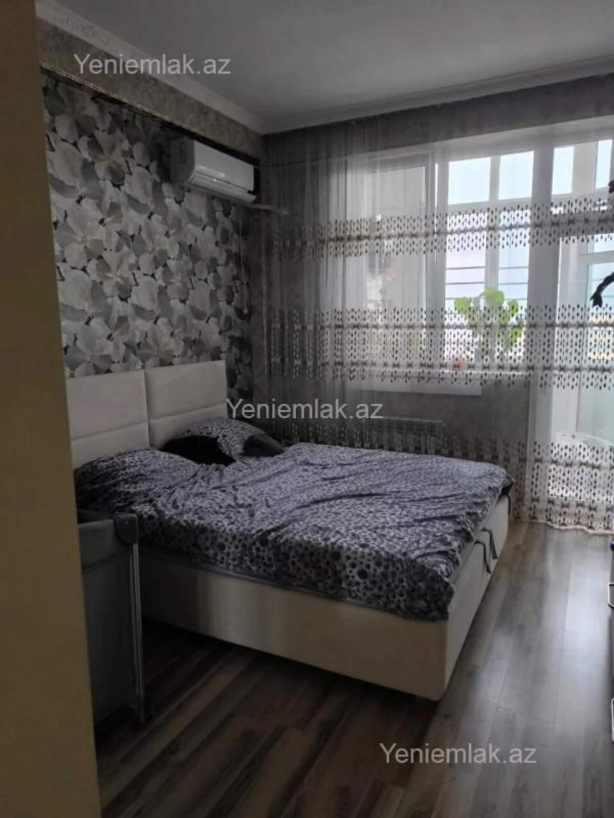 Satılır 3 otaqlı yeni tikili 75 m²