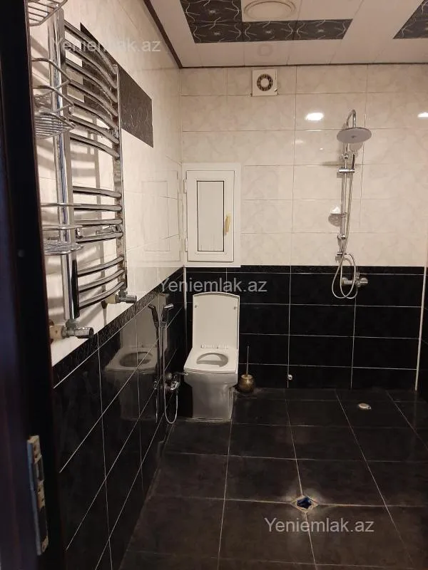 Satılır 3 otaqlı yeni tikili 75 m²