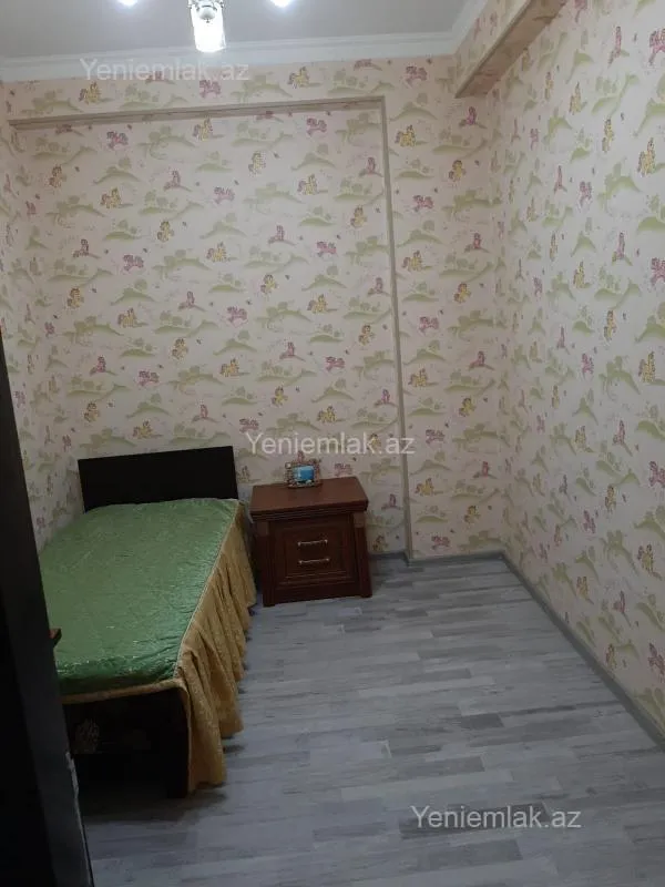 Satılır 3 otaqlı yeni tikili 75 m²