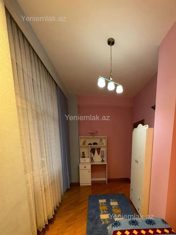 Satılır 3 otaqlı yeni tikili 107 m²
