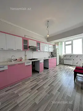 Satılır 3 otaqlı yeni tikili 120 m²
