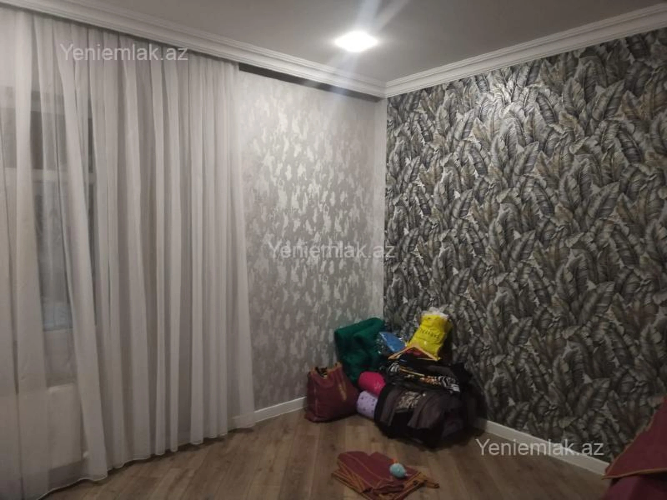 Satılır 11 otaqlı həyət evi 355 m²