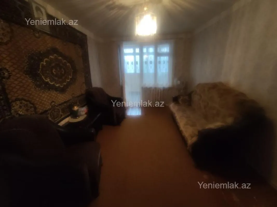 Satılır 3 otaqlı köhnə tikili 80 m²