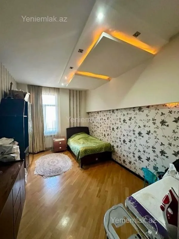 Satılır 4 otaqlı yeni tikili 157 m²