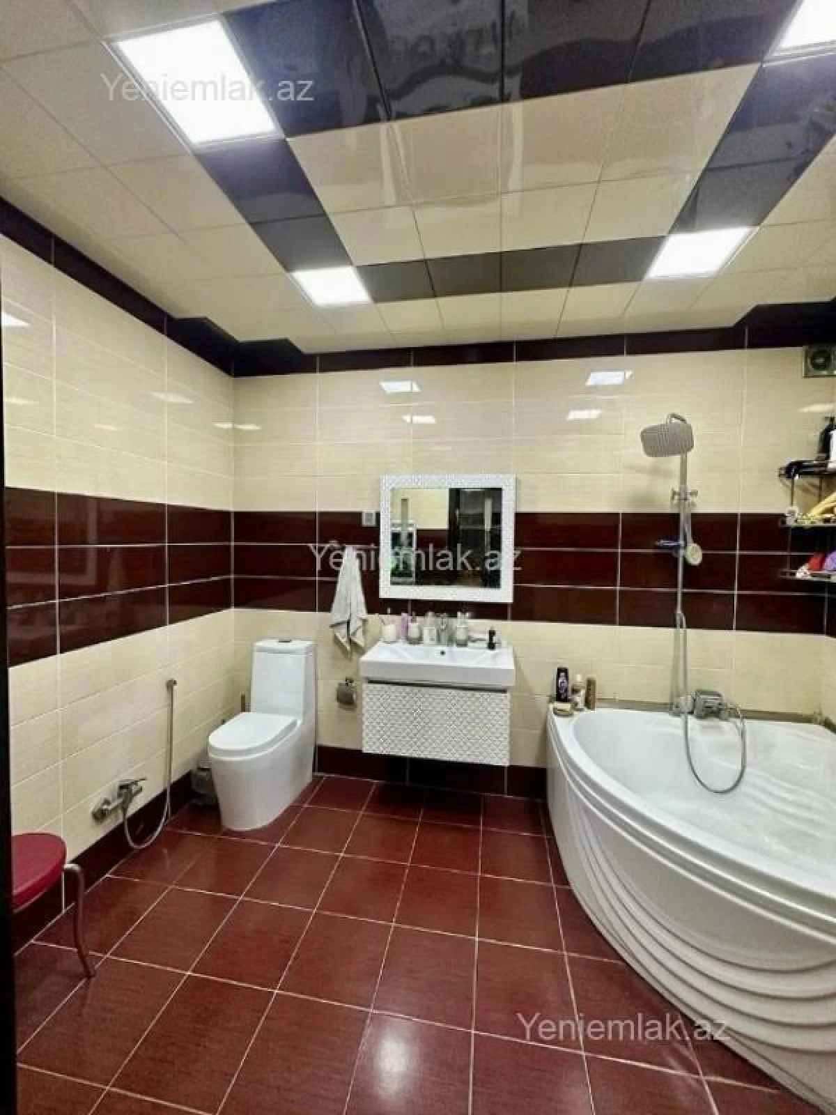 Satılır 4 otaqlı yeni tikili 157 m²