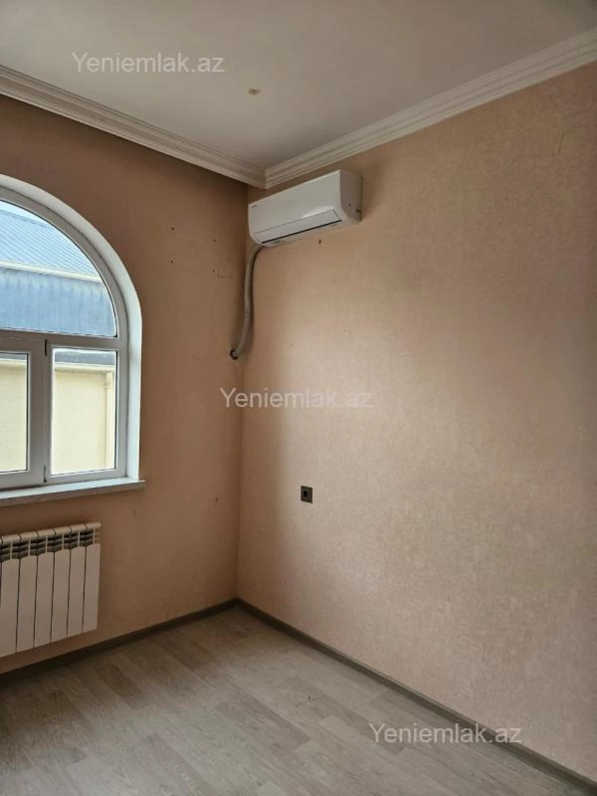 Satılır 2 otaqlı yeni tikili 50 m²